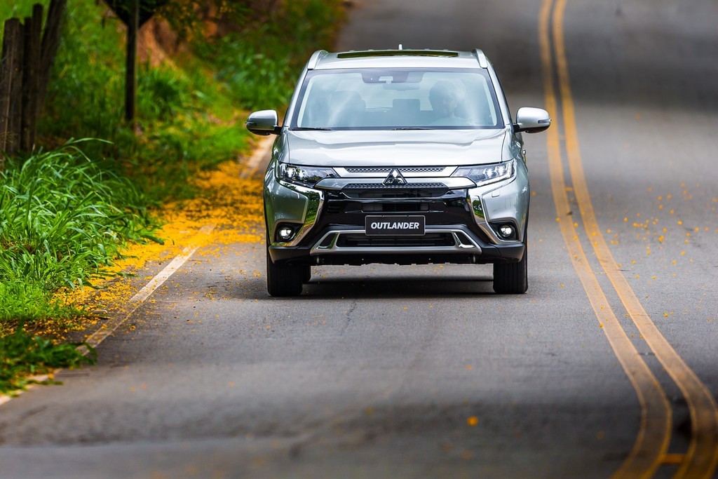 MITSUBISHI OUTLANDER, foto 10