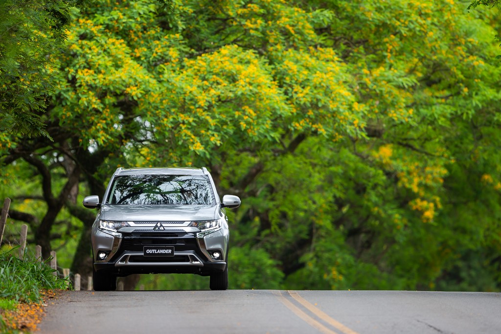 MITSUBISHI OUTLANDER, foto 12