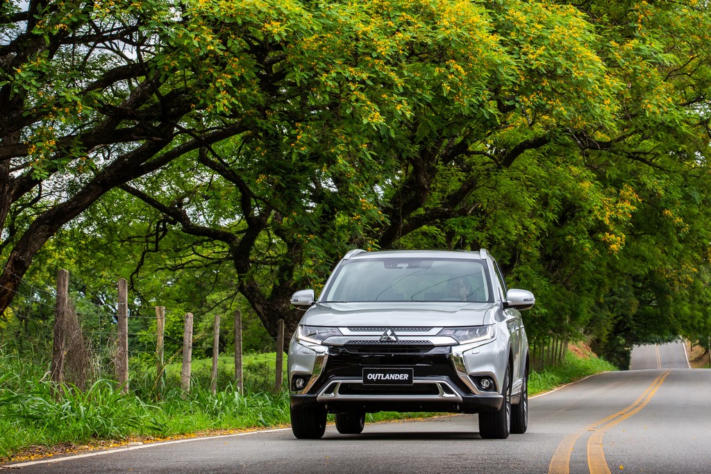 MITSUBISHI OUTLANDER, foto 14