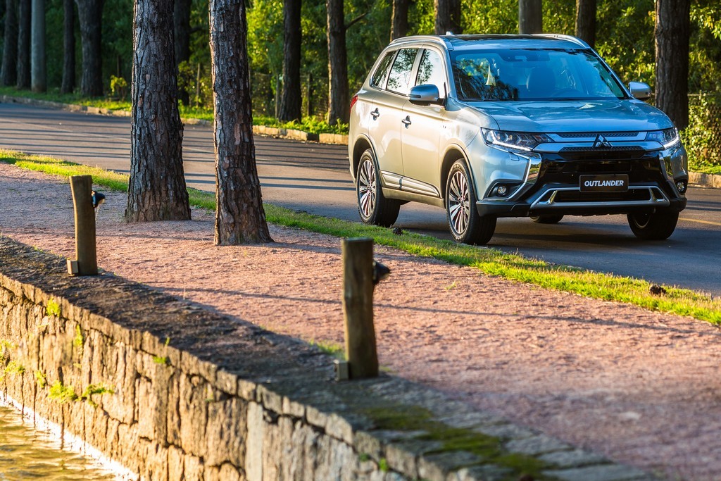 MITSUBISHI OUTLANDER, foto 20