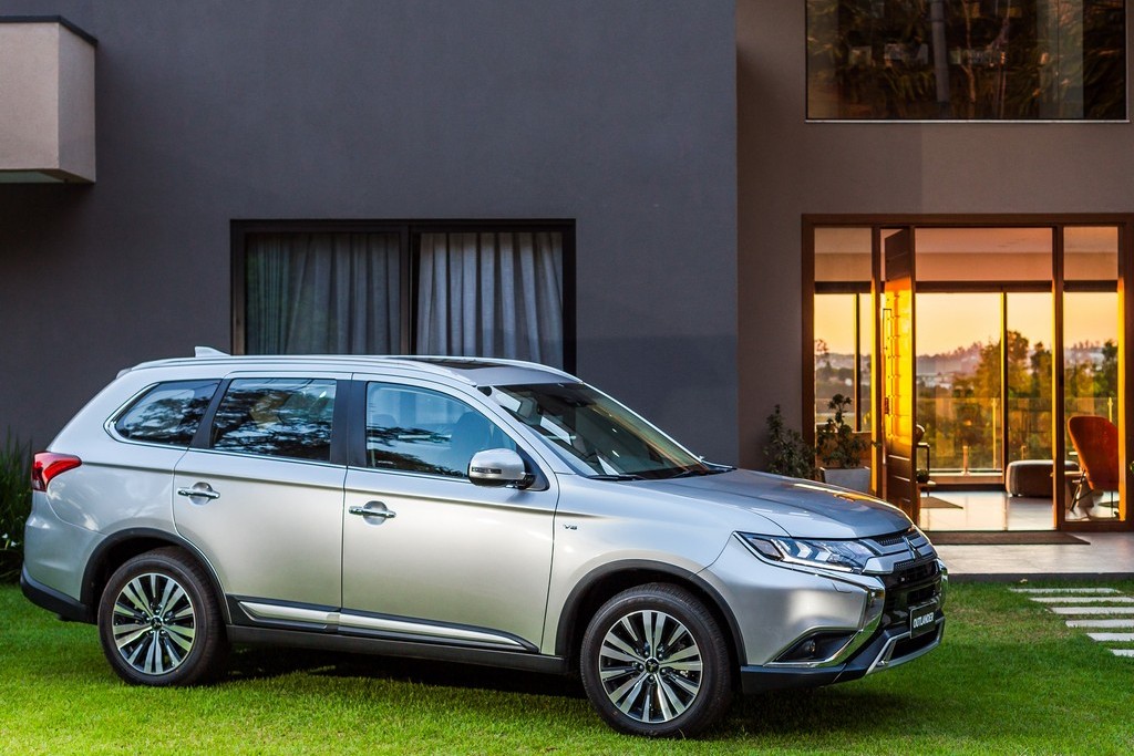 MITSUBISHI OUTLANDER, foto 21