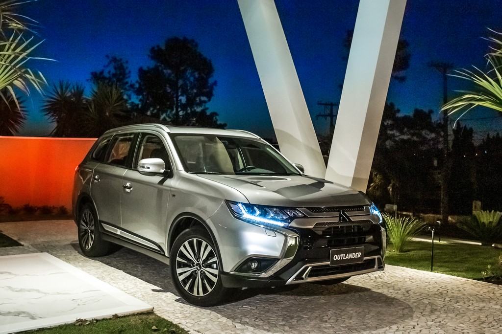 MITSUBISHI OUTLANDER, foto 23