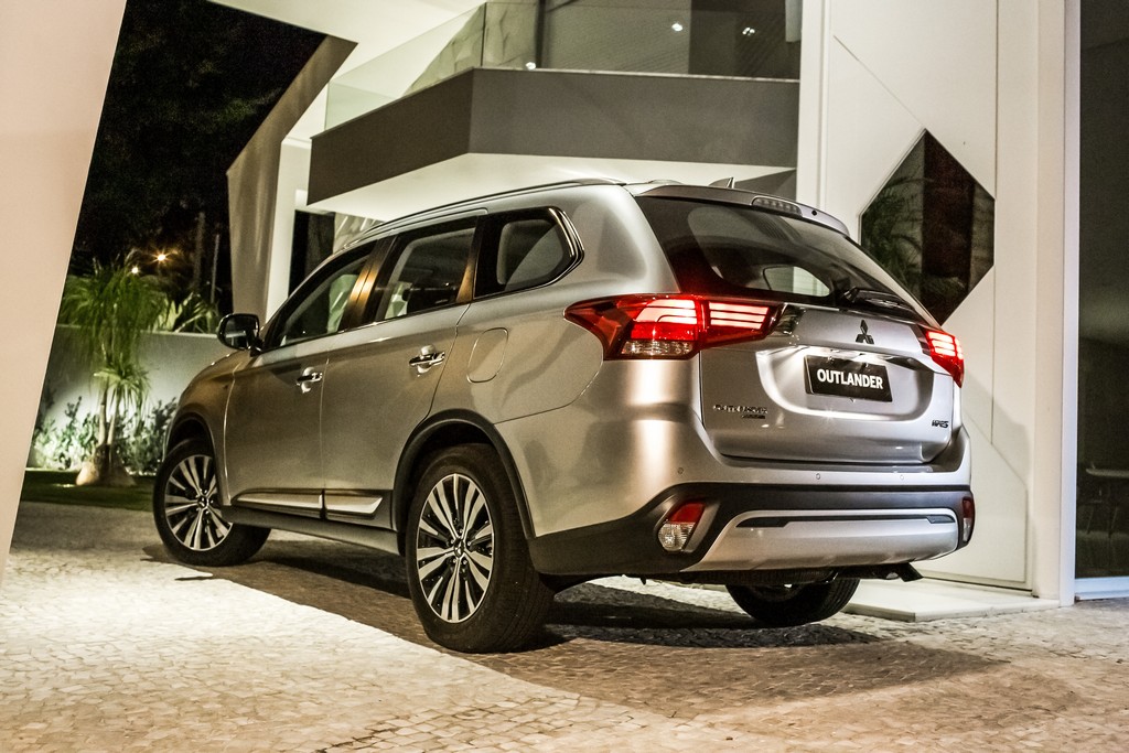 MITSUBISHI OUTLANDER, foto 25