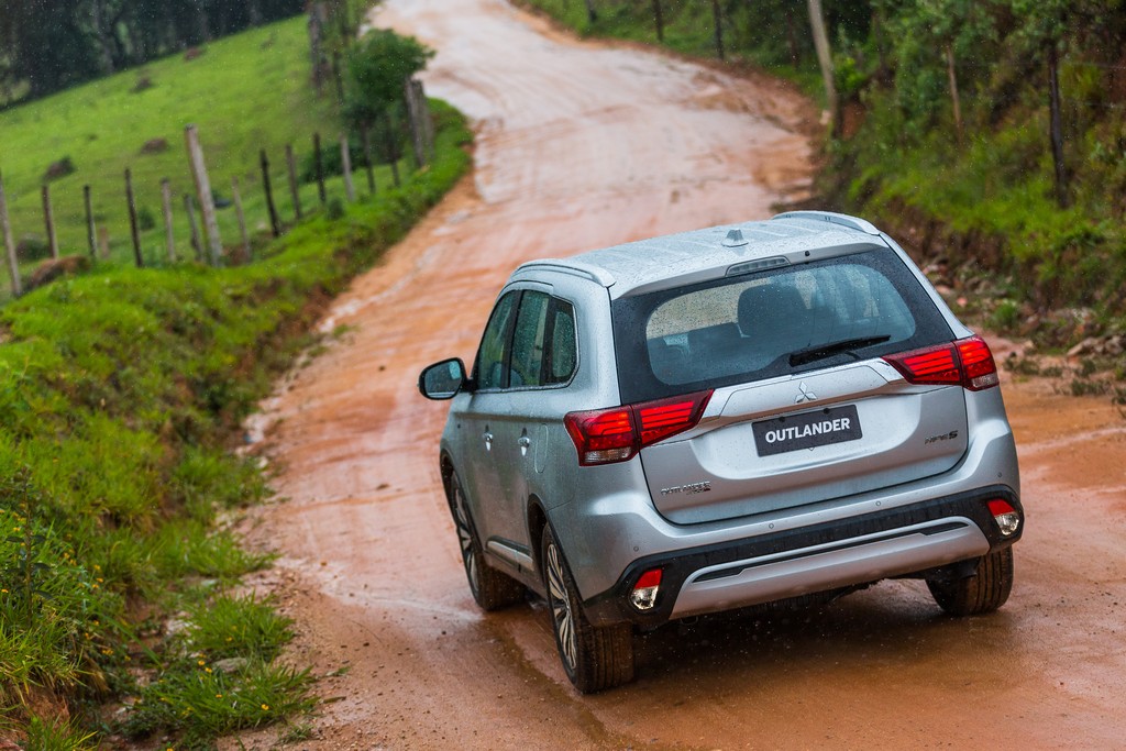 MITSUBISHI OUTLANDER, foto 48