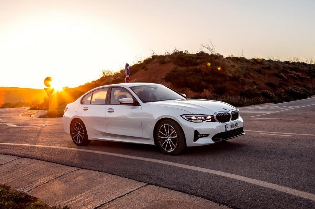 2019 - BMW 330e SEDAN iPERFORMANCE, foto 6