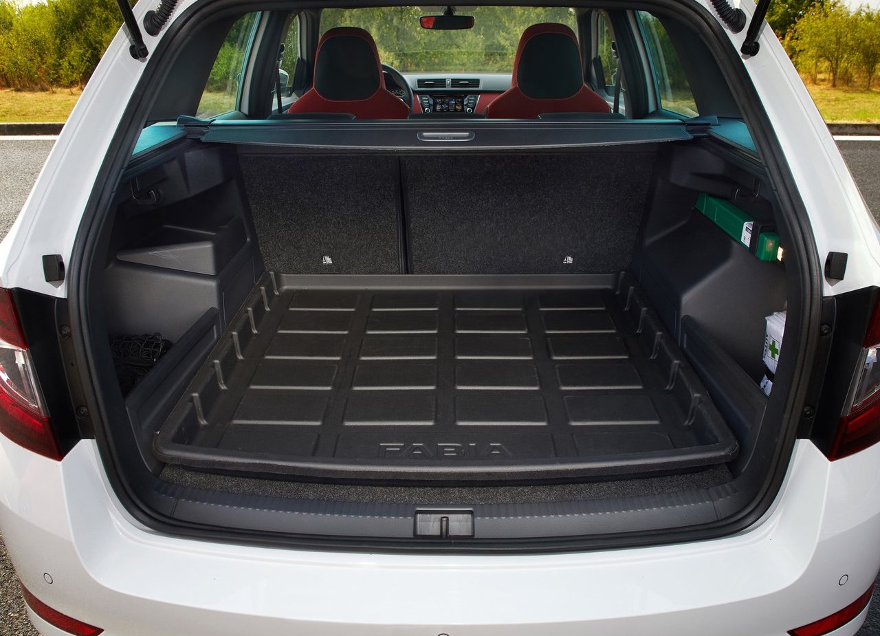 2019 - SKODA FABIA COMBI MONTE CARLO, foto 39