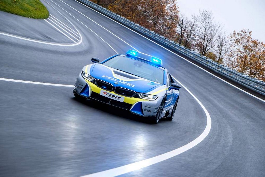 2018 - BMW i8 POLICE CAR BY AC SCHNITZER, foto 2