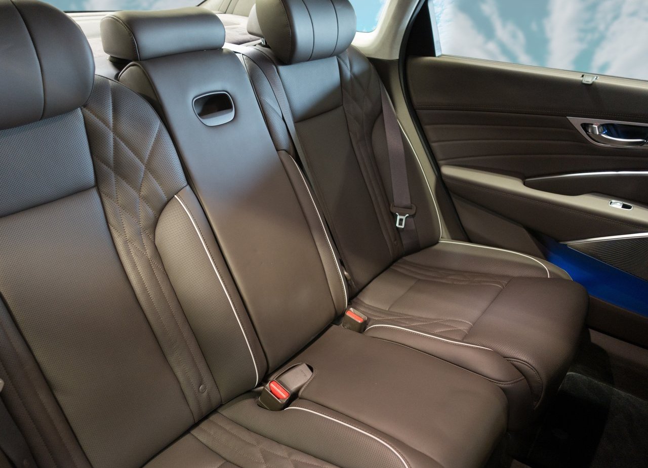 2019 - KIA K900, foto 39