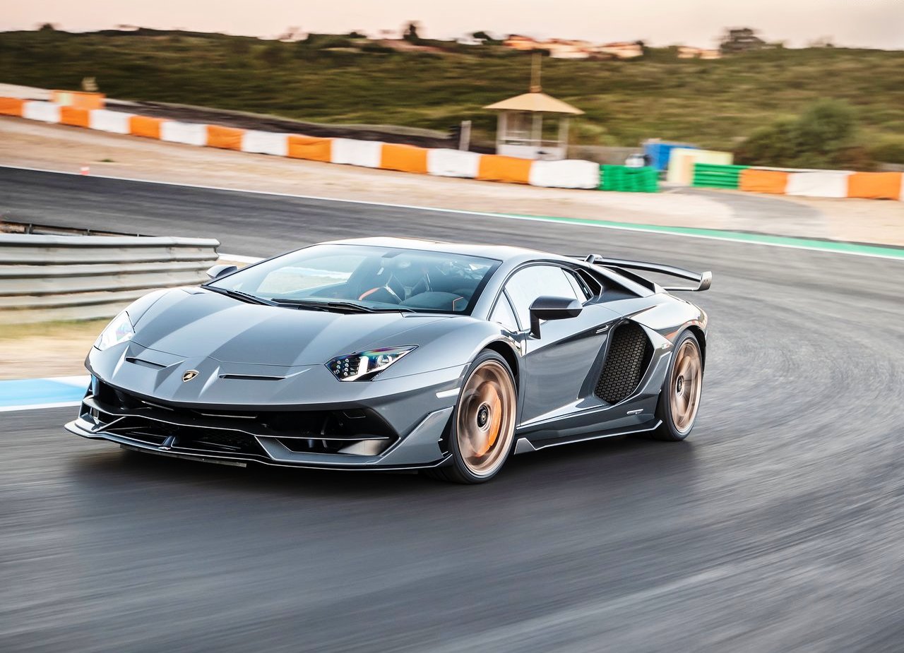 2019 - LAMBORGHINI AVENTADOR SVJ, foto 30