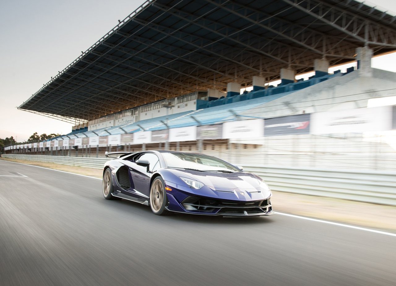 2019 - LAMBORGHINI AVENTADOR SVJ, foto 34