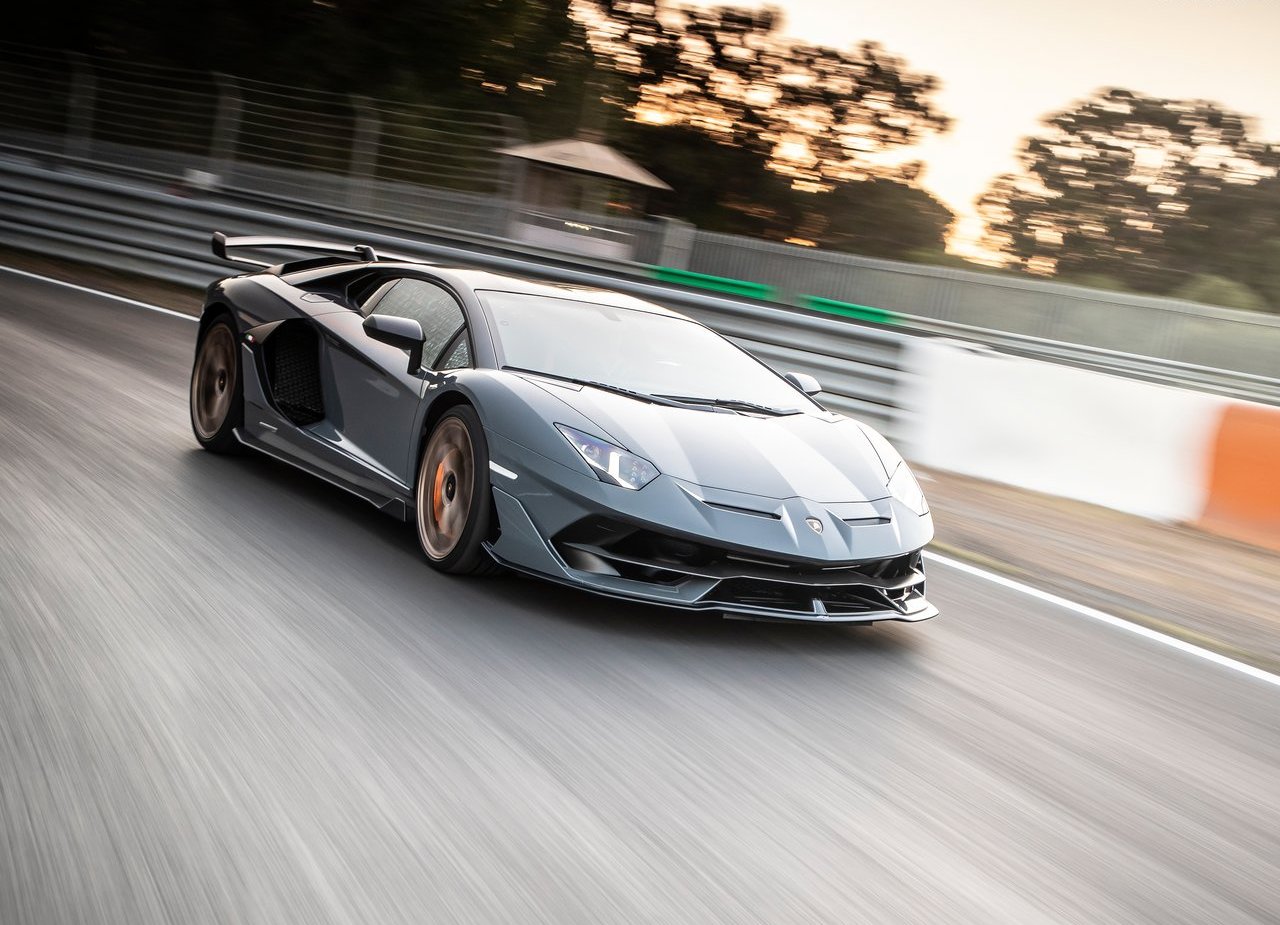 2019 - LAMBORGHINI AVENTADOR SVJ, foto 37