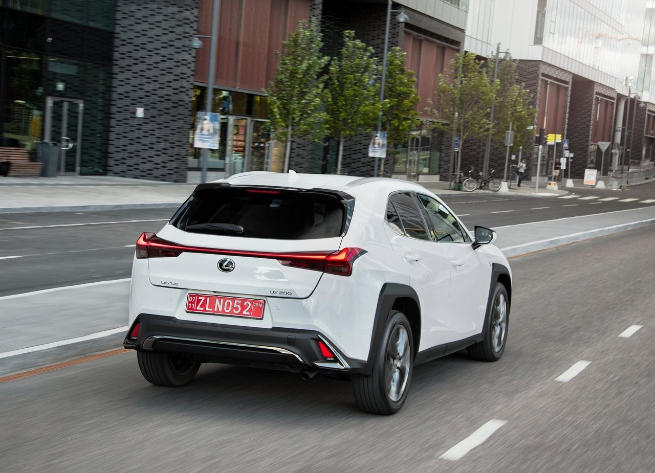 2019 - LEXUS UX, foto 100
