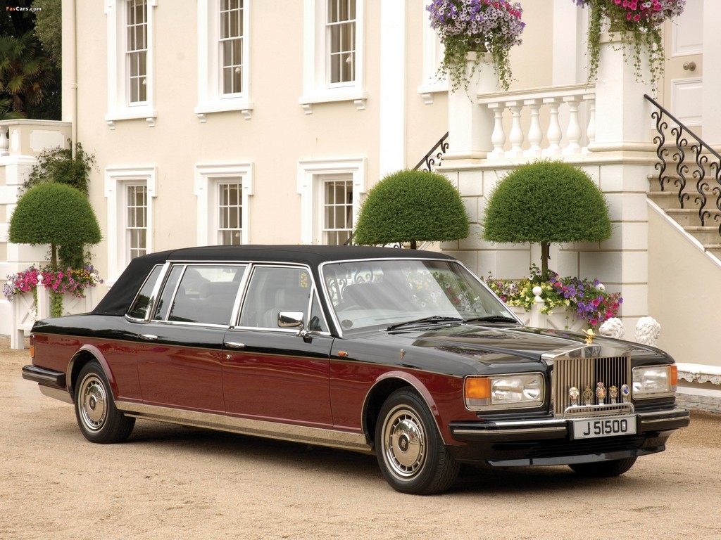 ROLLS-ROYCE SILVER SPIRIT I EMPEROR STATE LANDAULET BY HOOPER, foto 1