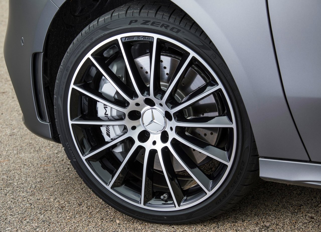 MERCEDES-AMG A 35, foto 61