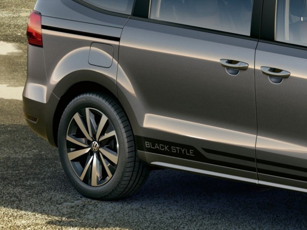 2019 - VOLKSWAGEN SHARAN 'BLACK STYLE', foto 3