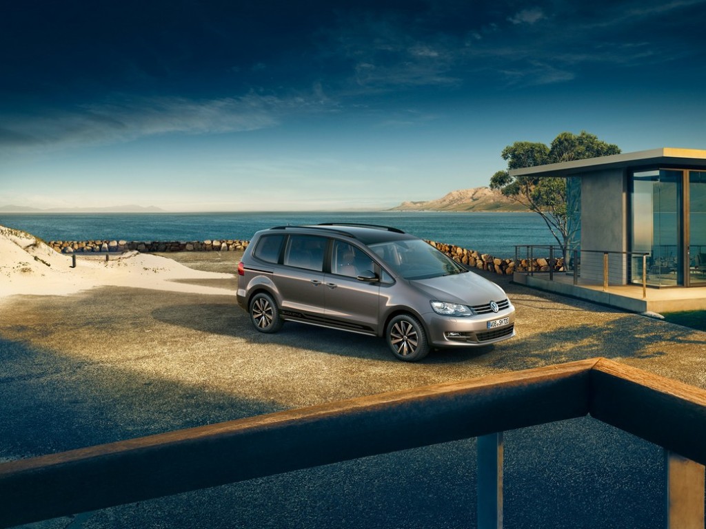 2019 - VOLKSWAGEN SHARAN 'BLACK STYLE', foto 4