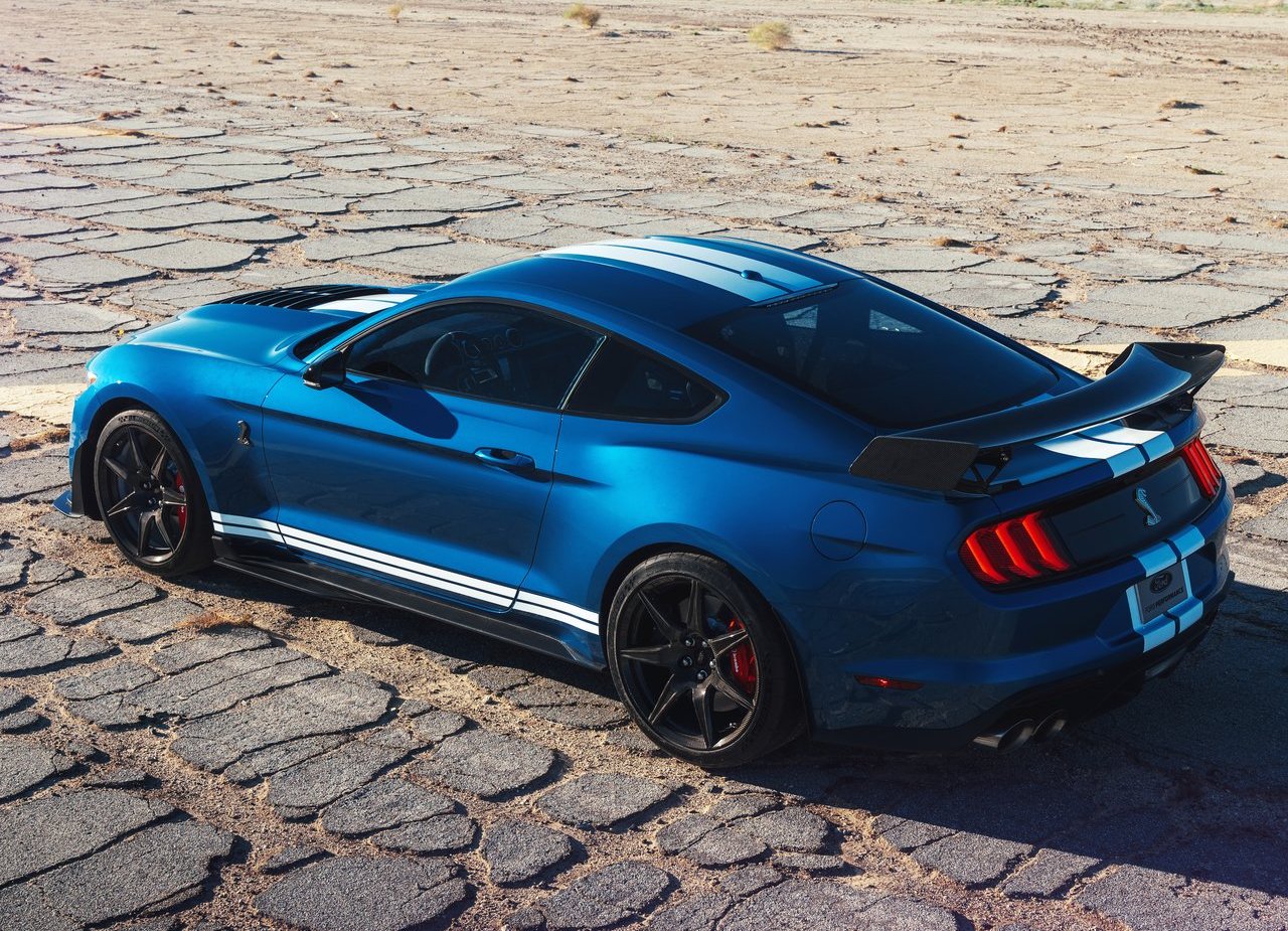 FORD MUSTANG SHELBY GT500, foto 18