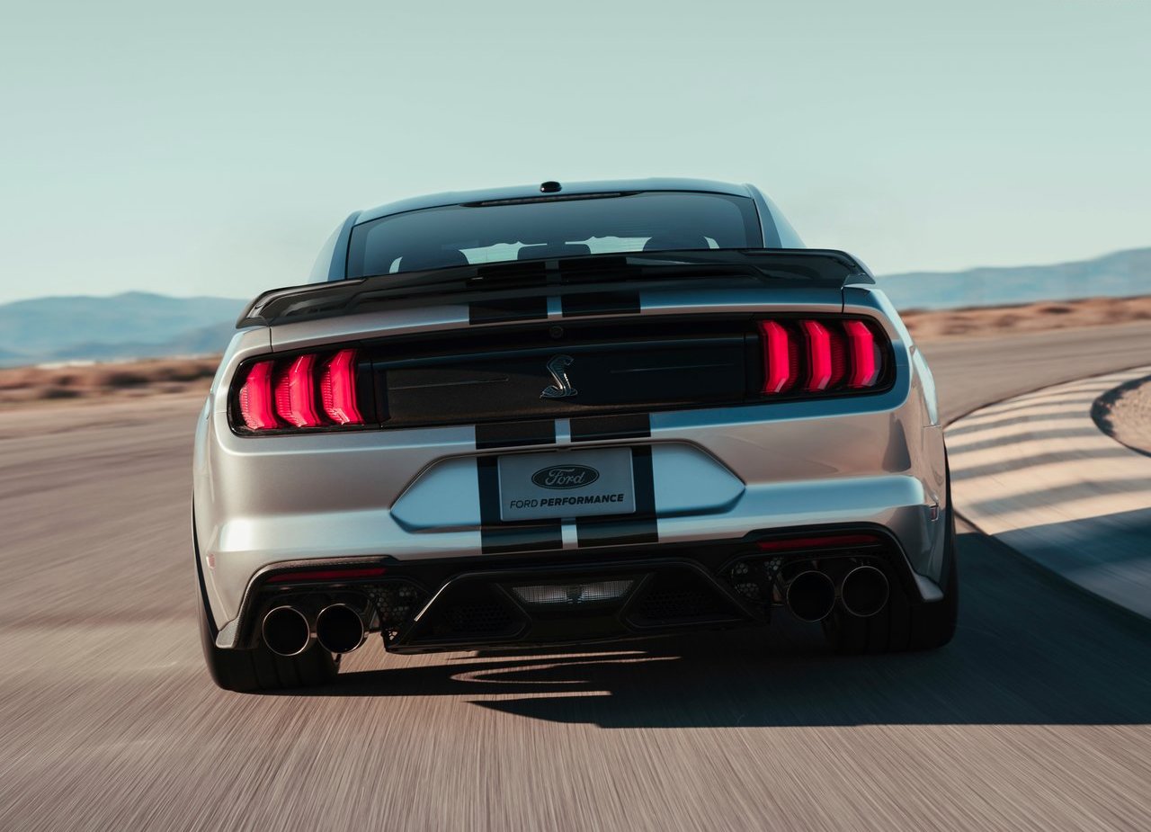 FORD MUSTANG SHELBY GT500, foto 30