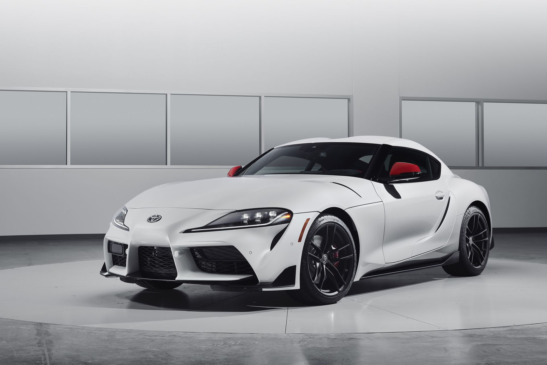 2020 - TOYOTA SUPRA LAUNCH EDITION ABSOLUTE ZERO WHITE, foto 1