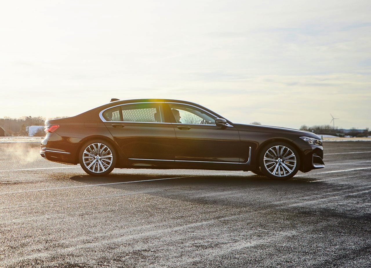 2020 - BMW 745Le, foto 34