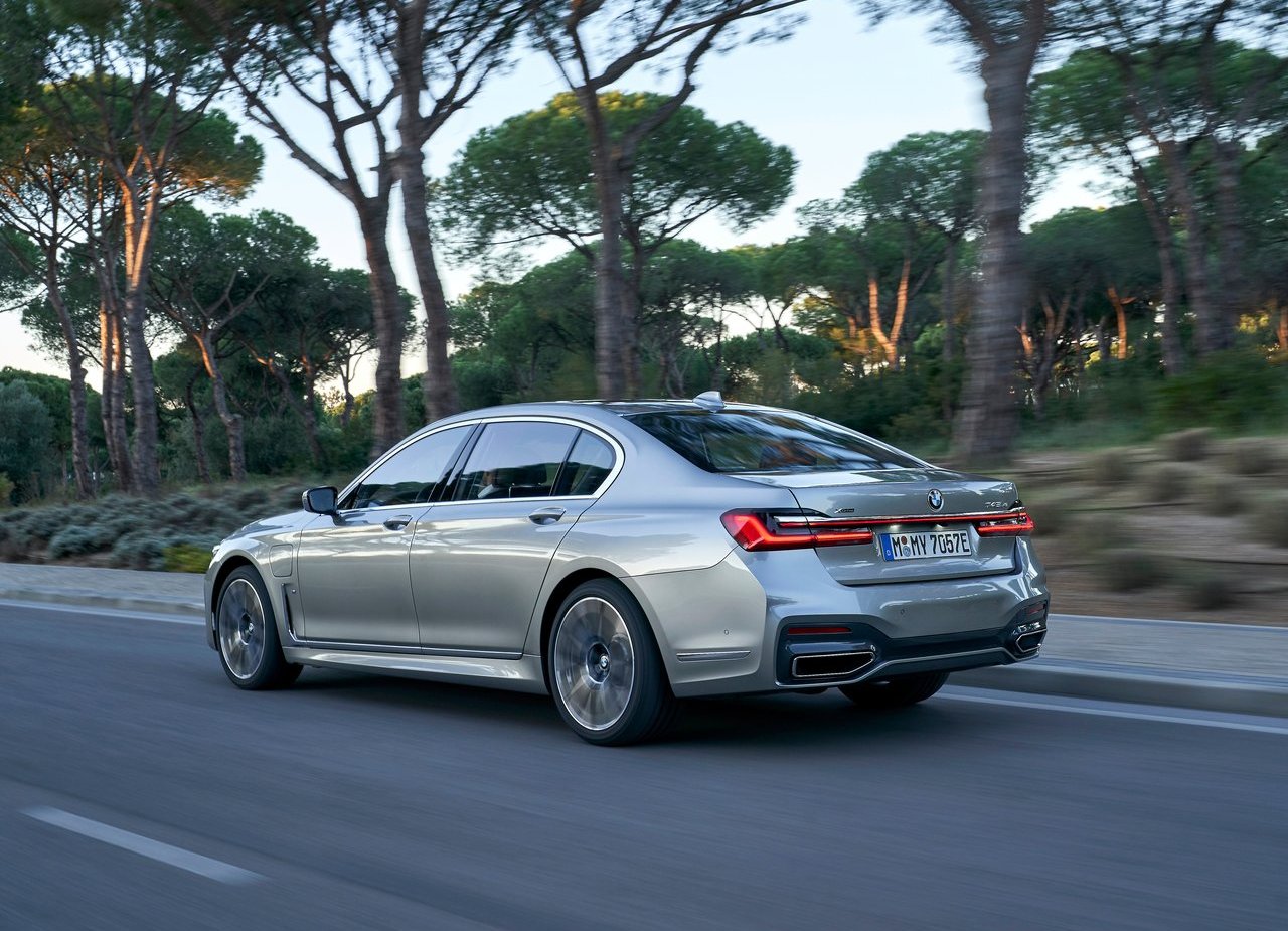 2020 - BMW 745Le, foto 51