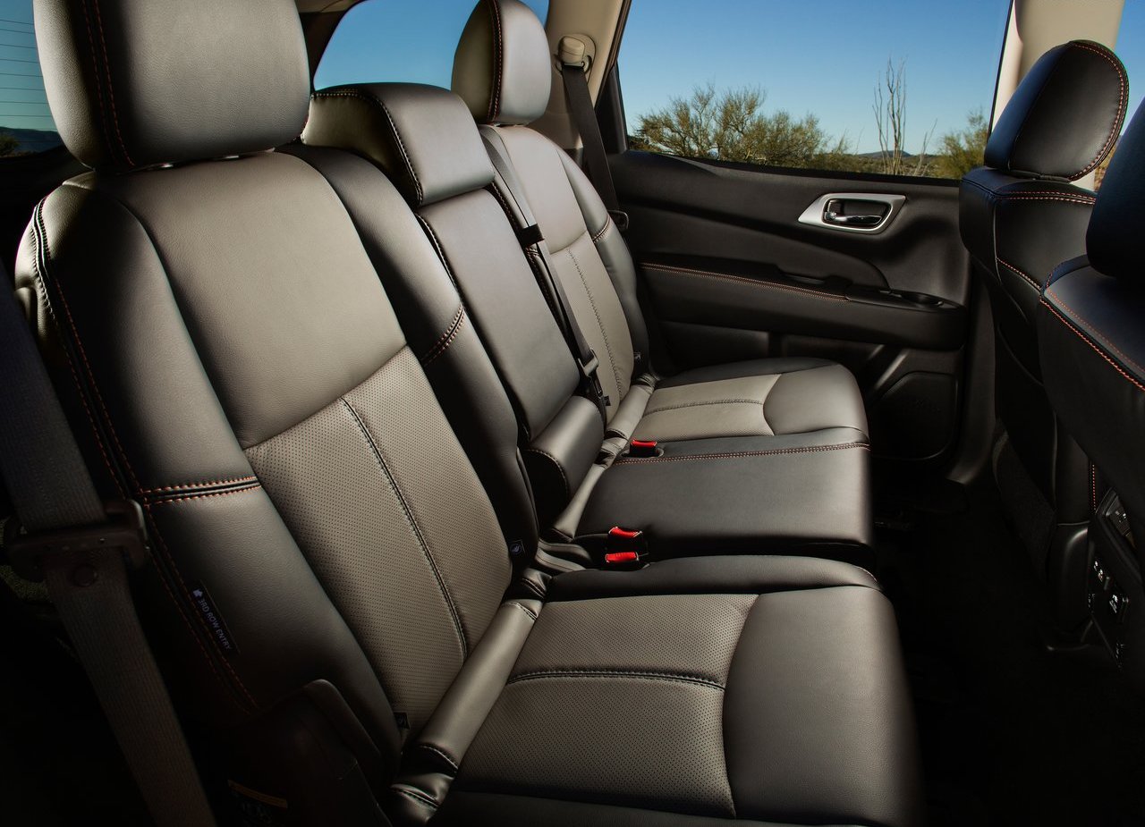 2019 - NISSAN PATHFINDER ROCK CREEK EDITION, foto 10