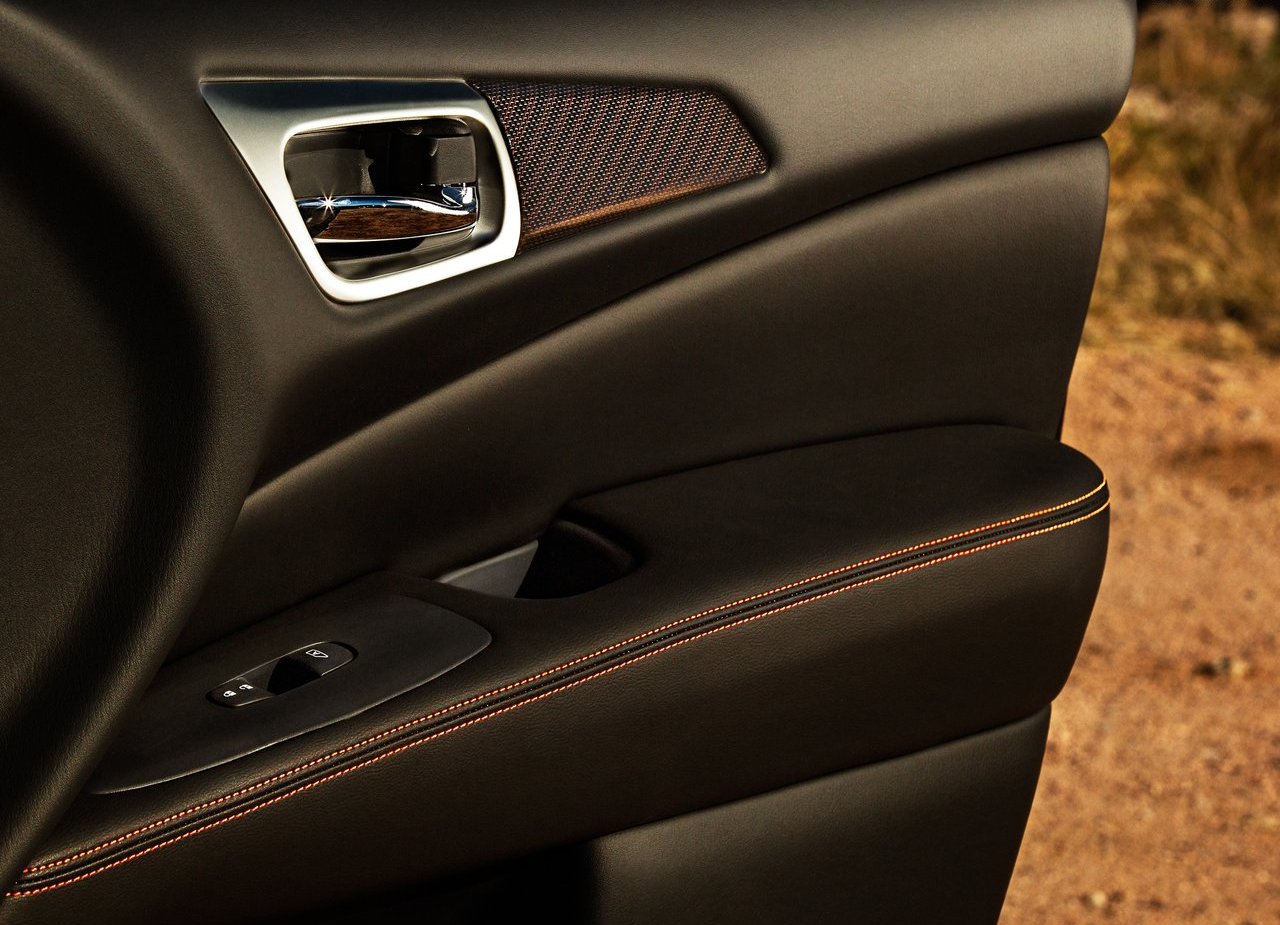 2019 - NISSAN PATHFINDER ROCK CREEK EDITION, foto 12