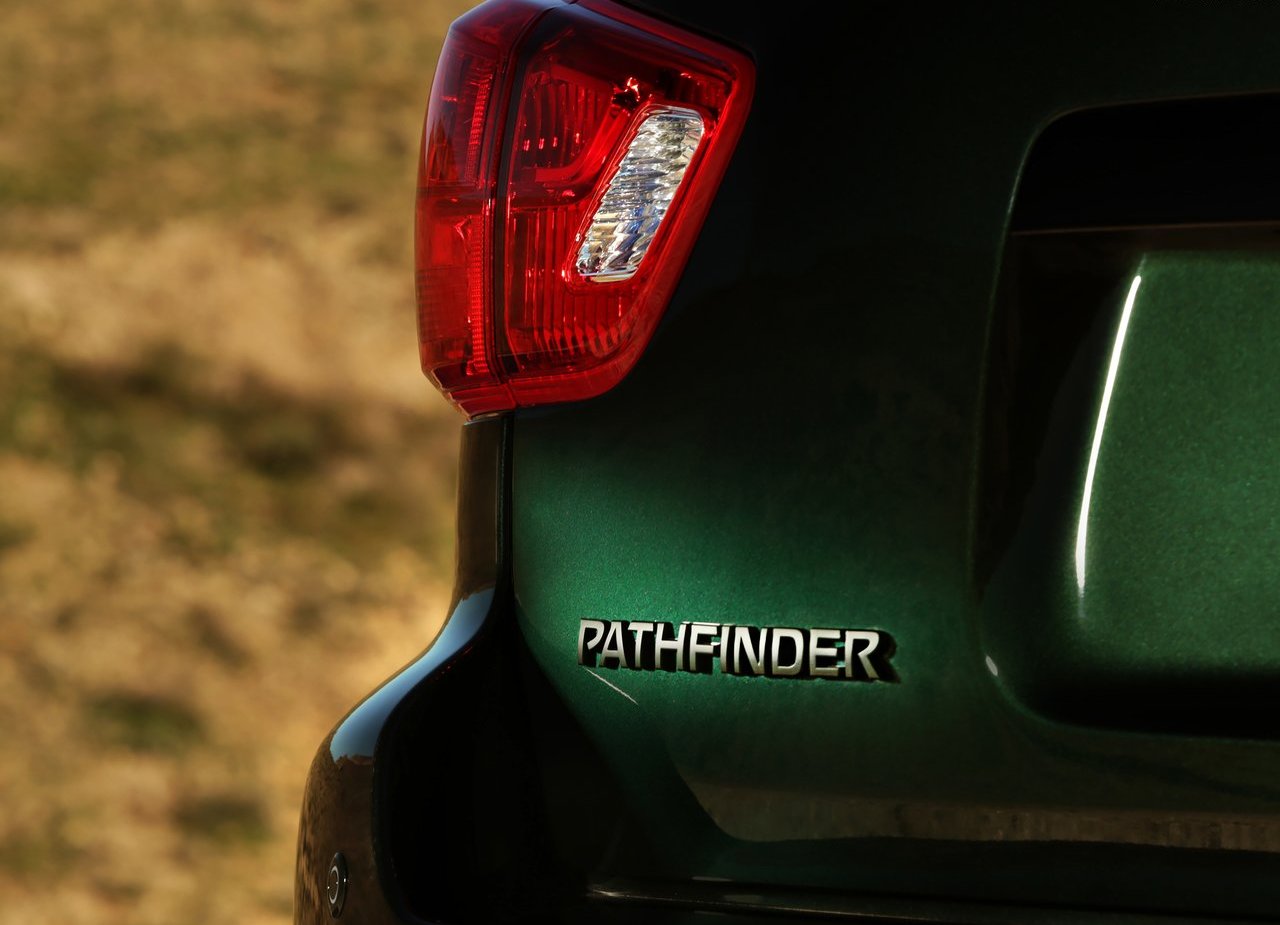 2019 - NISSAN PATHFINDER ROCK CREEK EDITION, foto 16