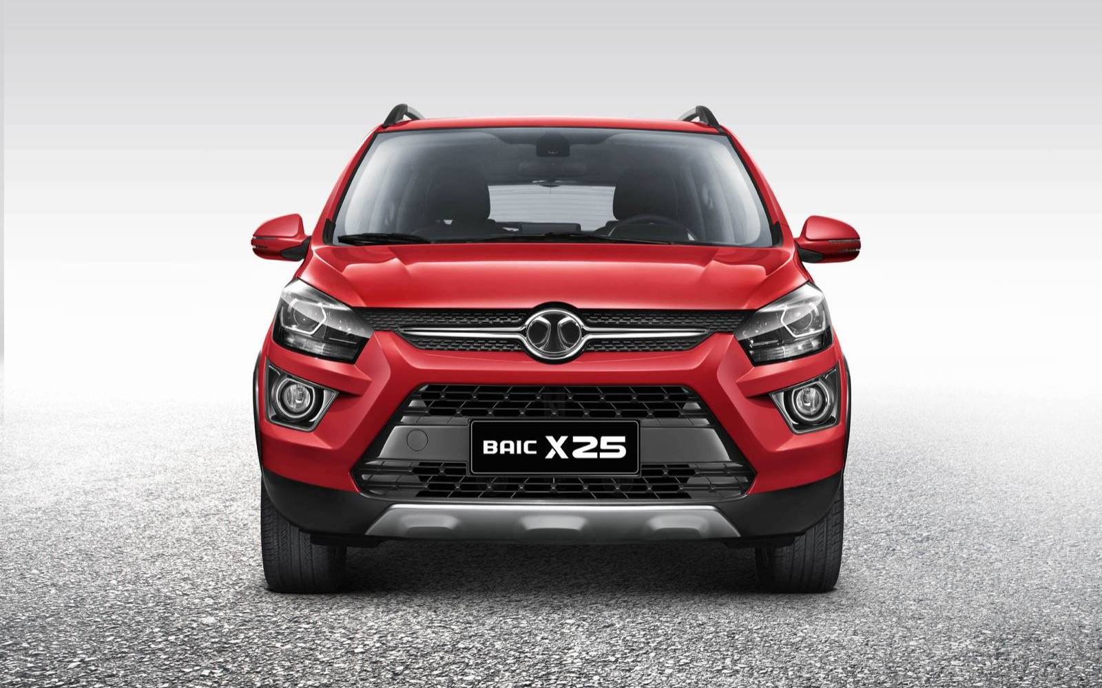 2019 - BAIC BEIJING X25, foto 2