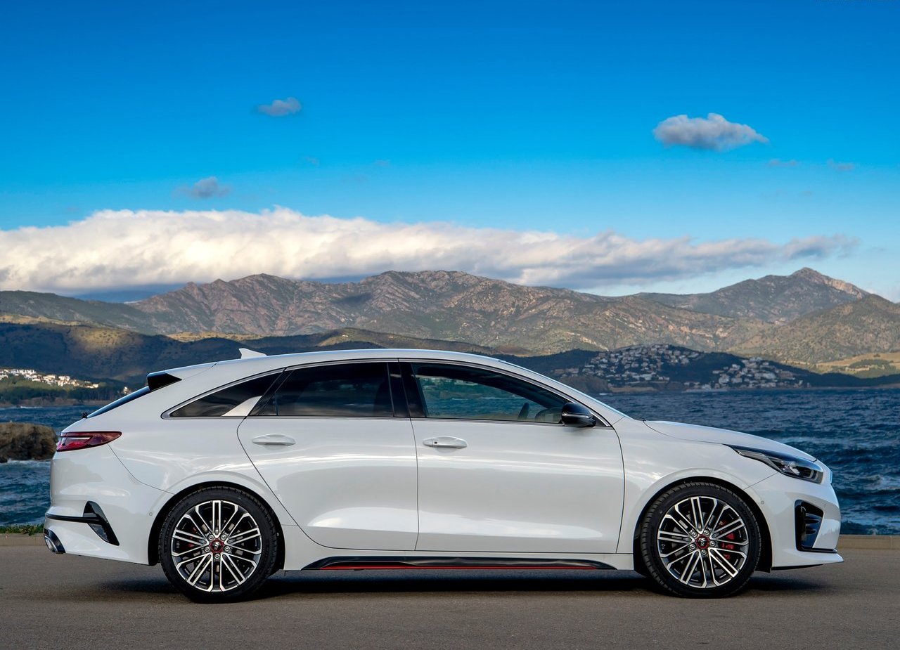 2019 - KIA PROCEED GT UK VERSION, foto 17