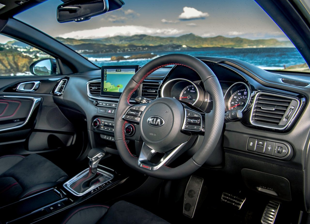 2019 - KIA PROCEED GT UK VERSION, foto 43