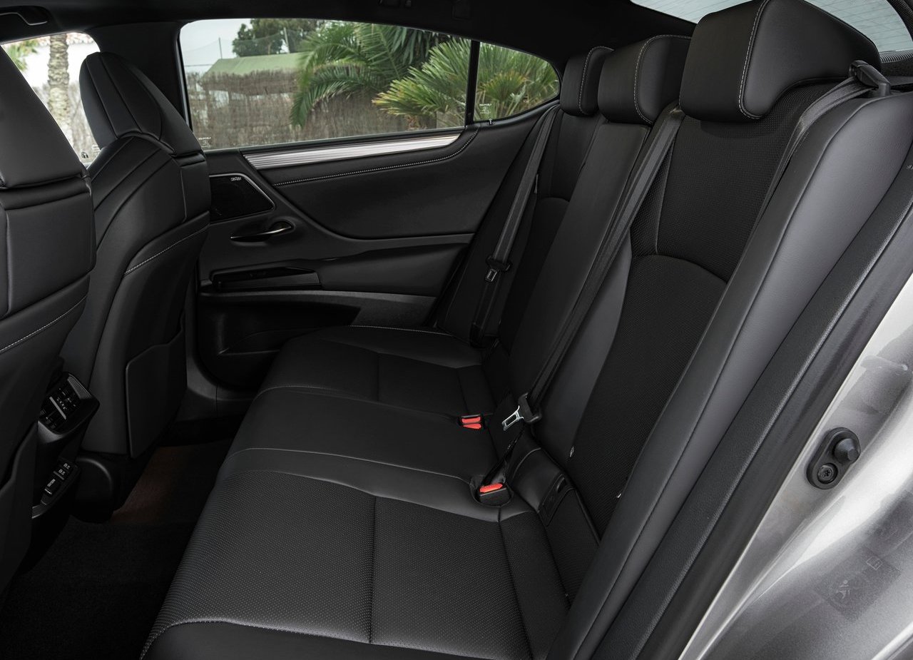 2019 - LEXUS ES EU VERSION, foto 125
