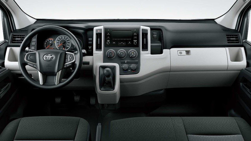 2019 - TOYOTA HiACE, foto 8