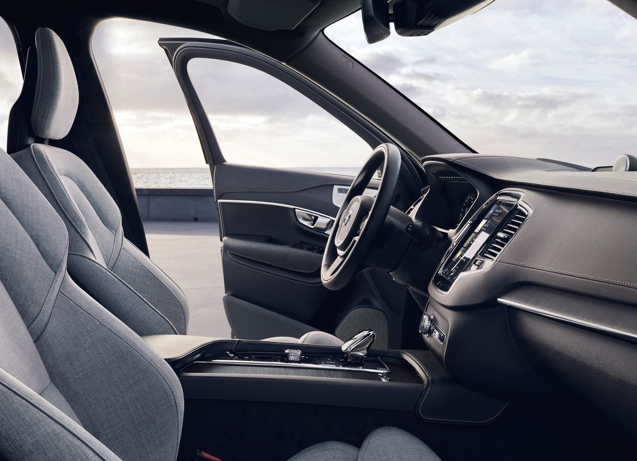 2020 - VOLVO XC90, foto 19