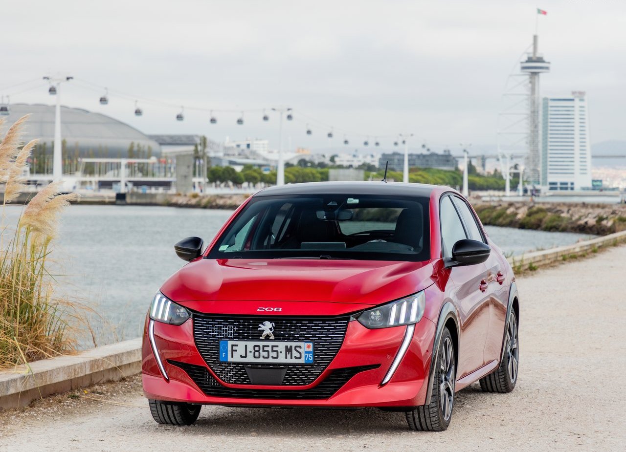 PEUGEOT 208, foto 8