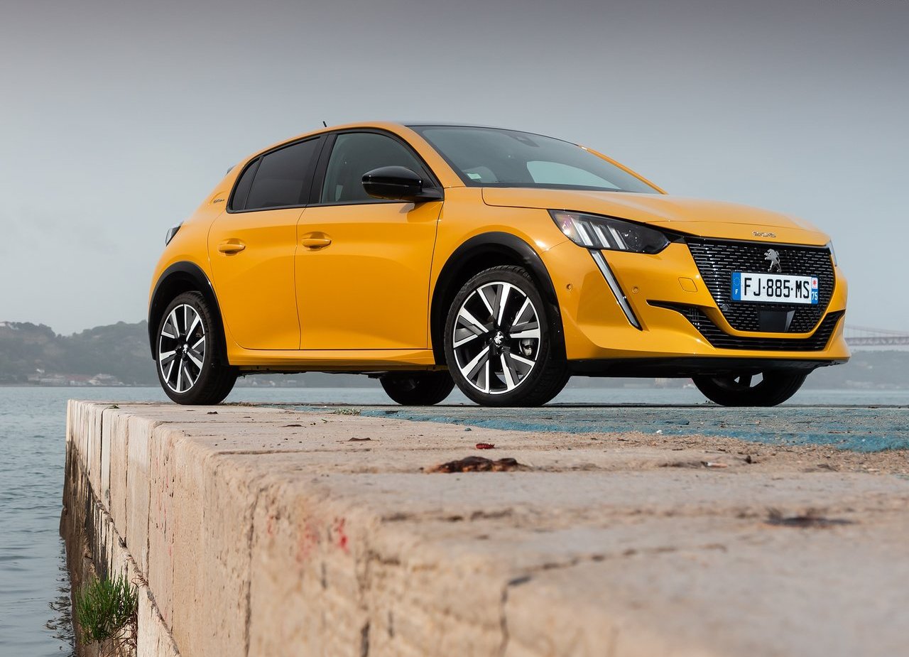 PEUGEOT 208, foto 19