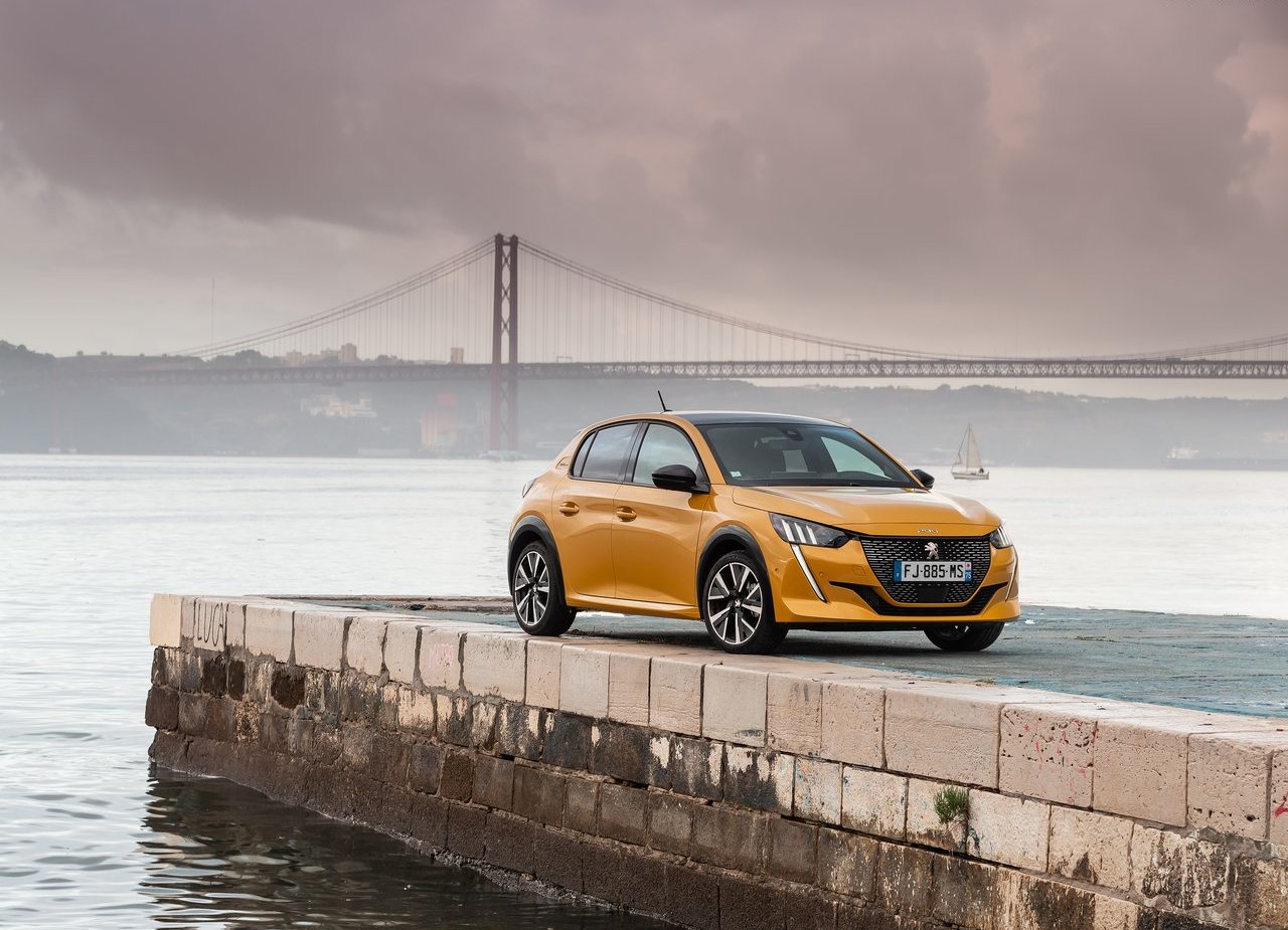 PEUGEOT 208, foto 22