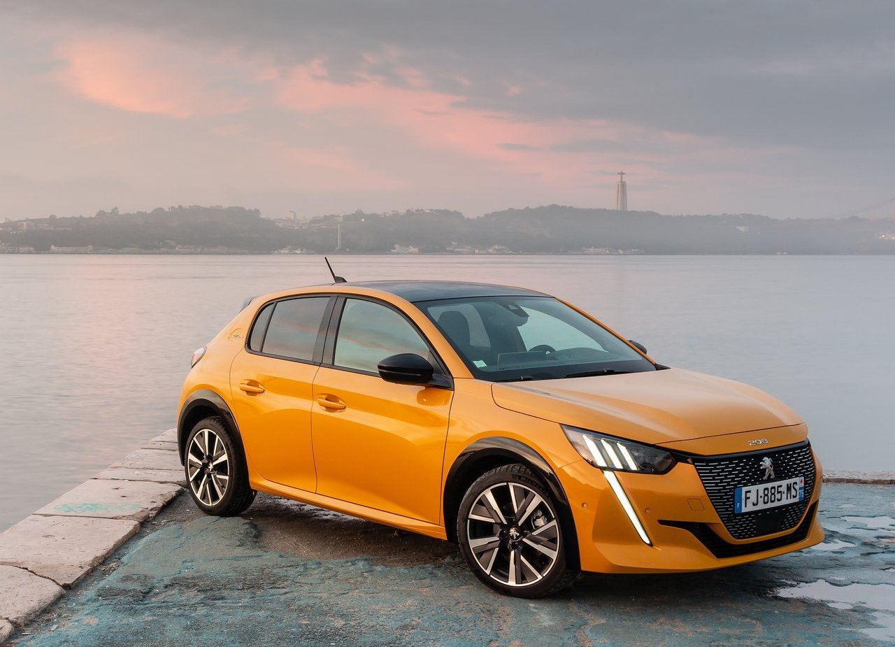 PEUGEOT 208, foto 23
