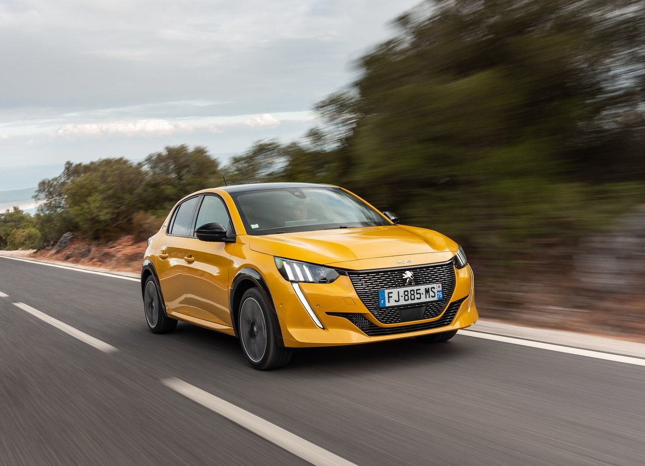 PEUGEOT 208, foto 32