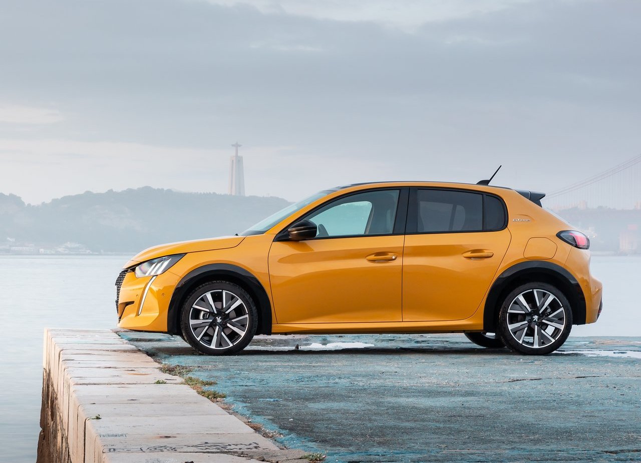 PEUGEOT 208, foto 55