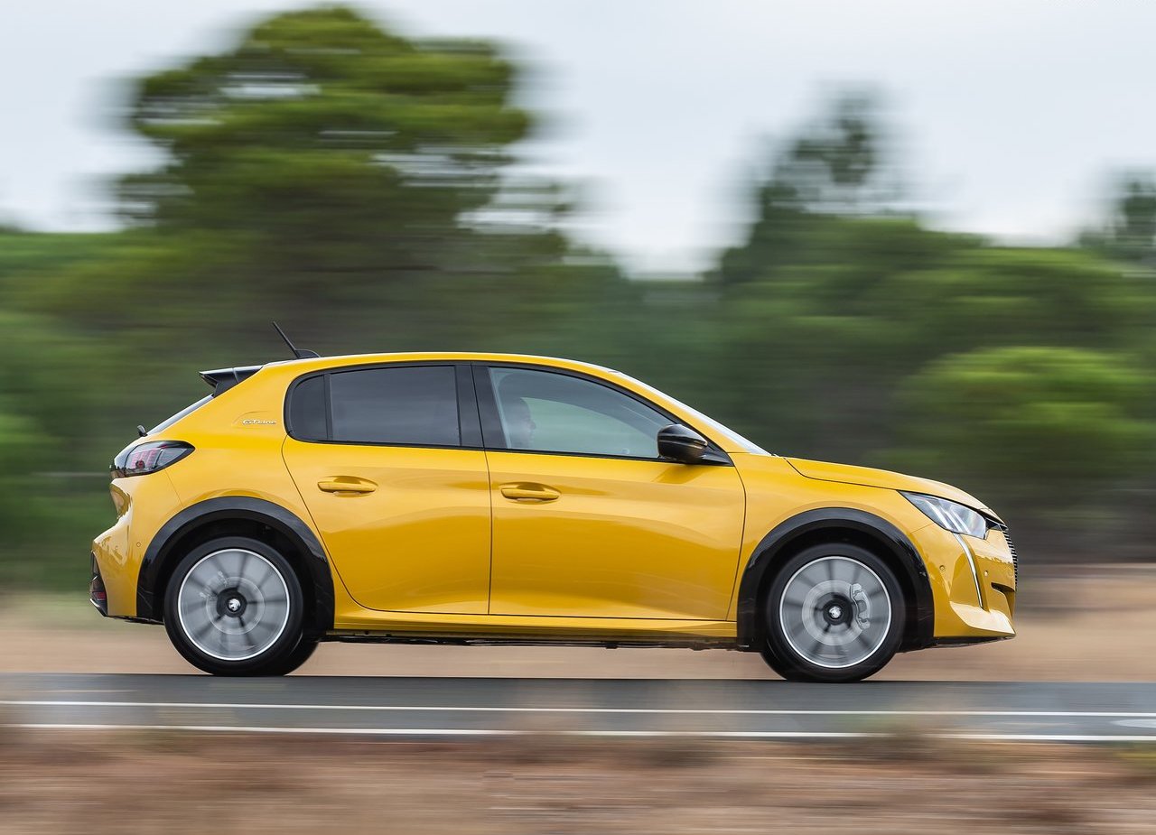 PEUGEOT 208, foto 64
