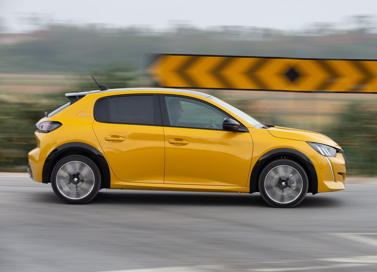 PEUGEOT 208, foto 65