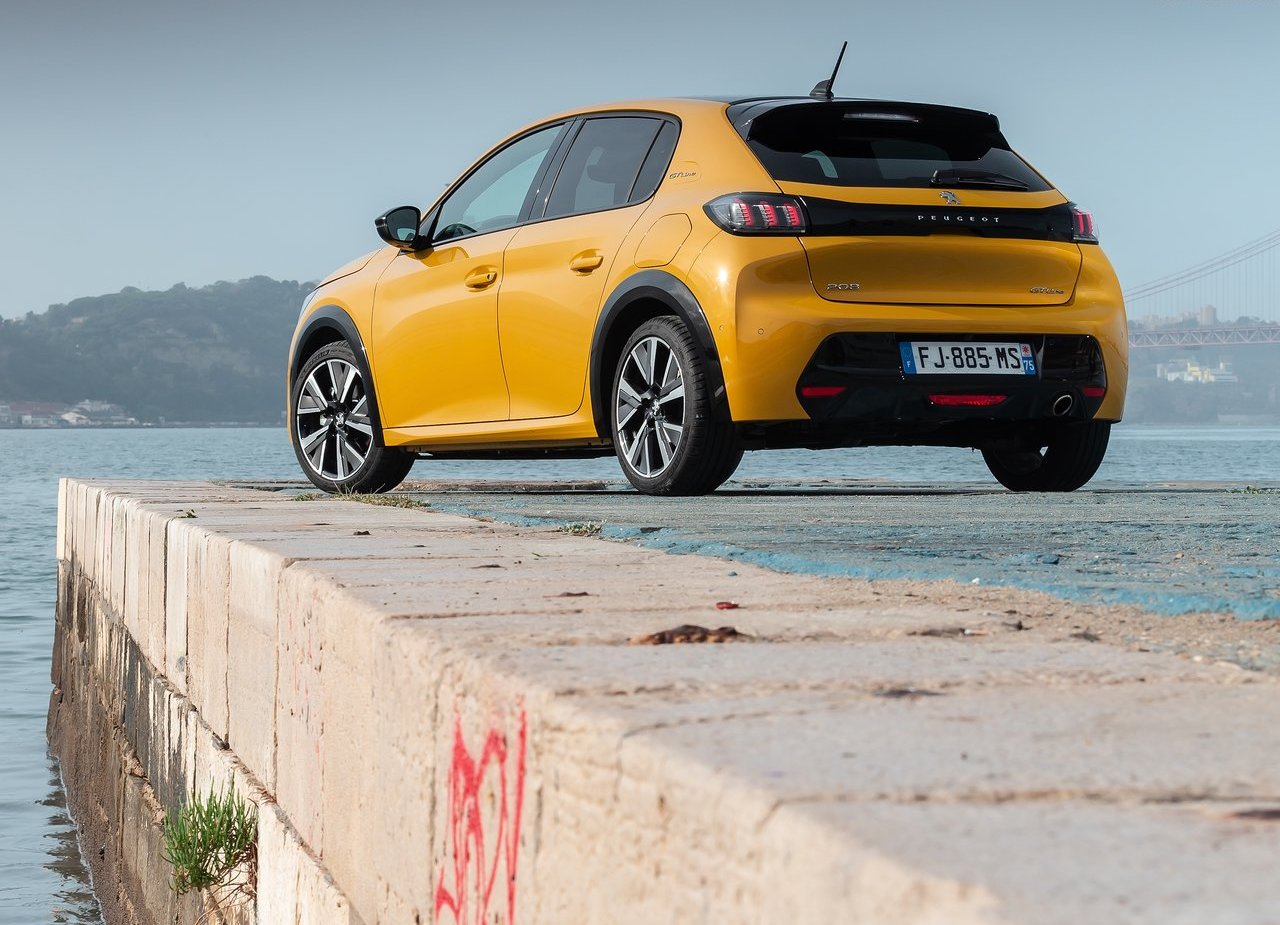 PEUGEOT 208, foto 68