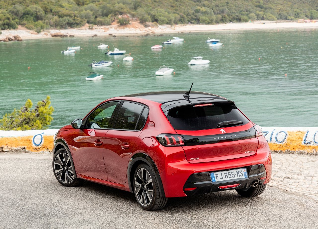 PEUGEOT 208, foto 81