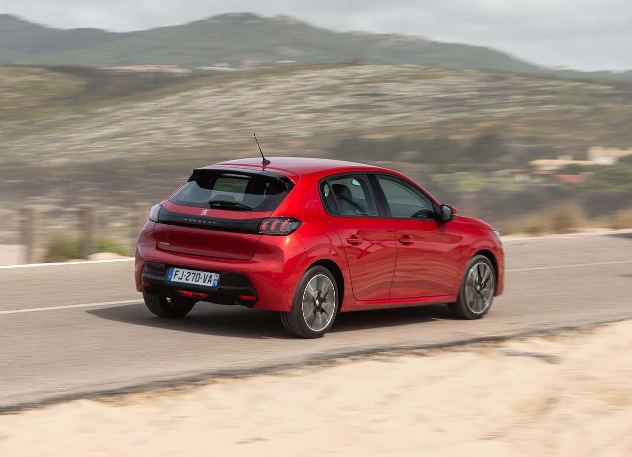 PEUGEOT 208, foto 88