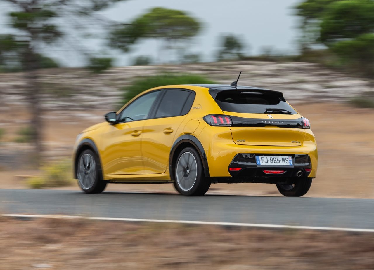 PEUGEOT 208, foto 95