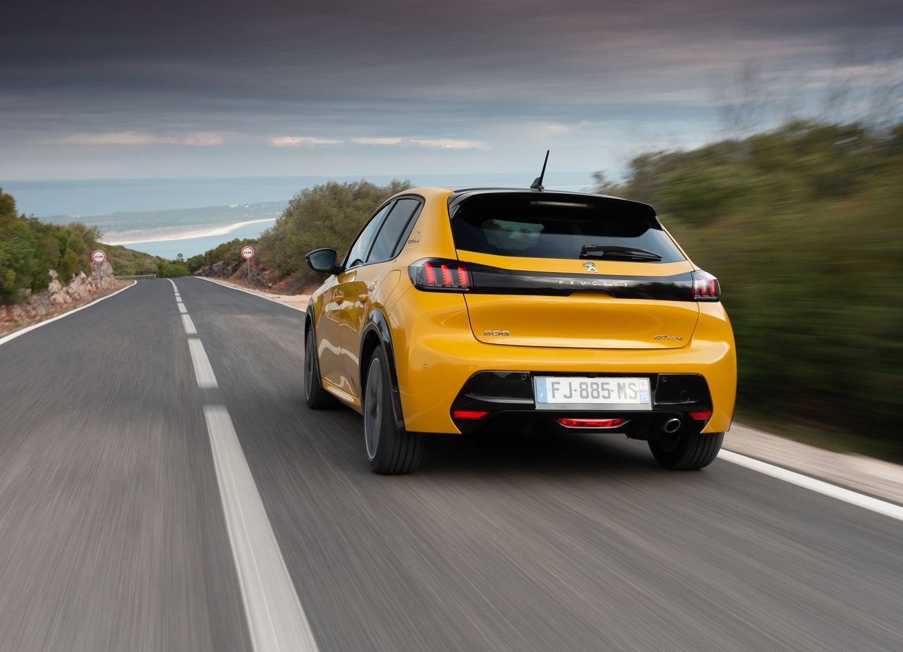 PEUGEOT 208, foto 98