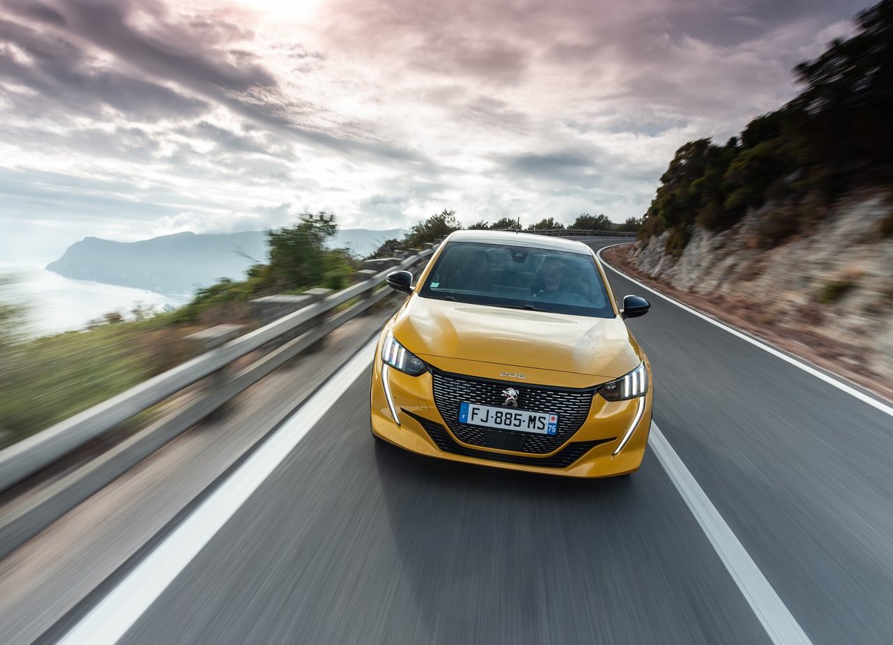 PEUGEOT 208, foto 109