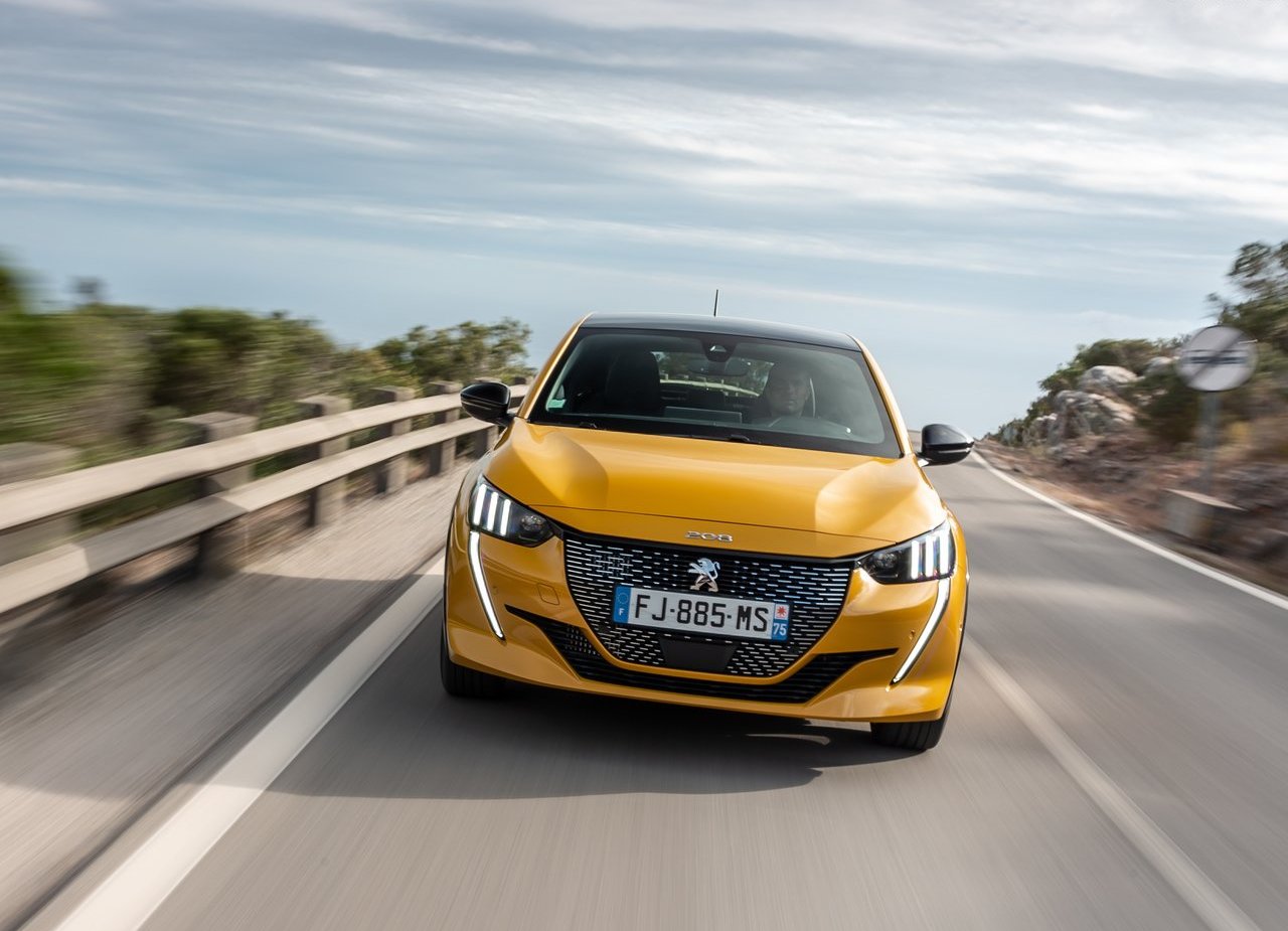 PEUGEOT 208, foto 110