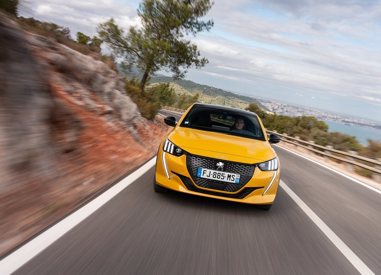 PEUGEOT 208, foto 112